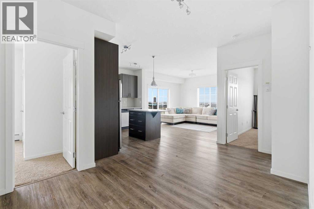 #1411 99 Copperstone Park SE - 1