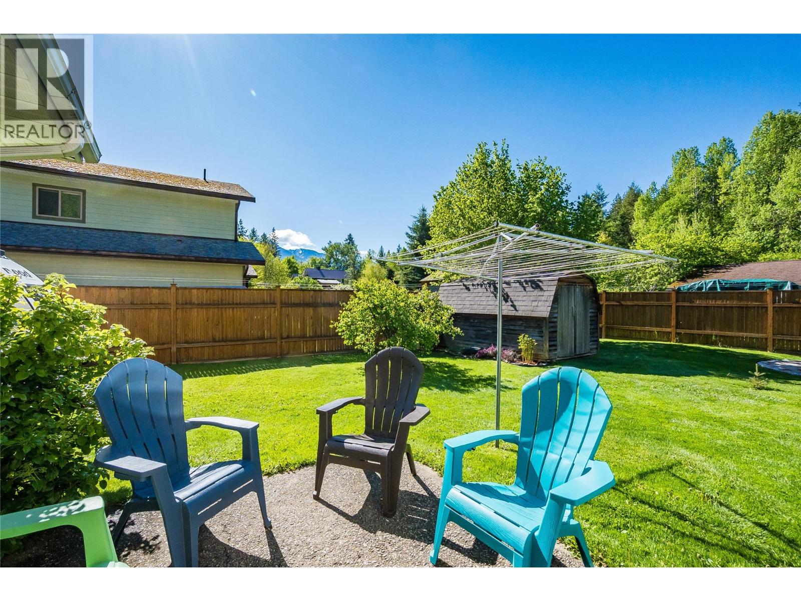661 C Avenue - Image 51