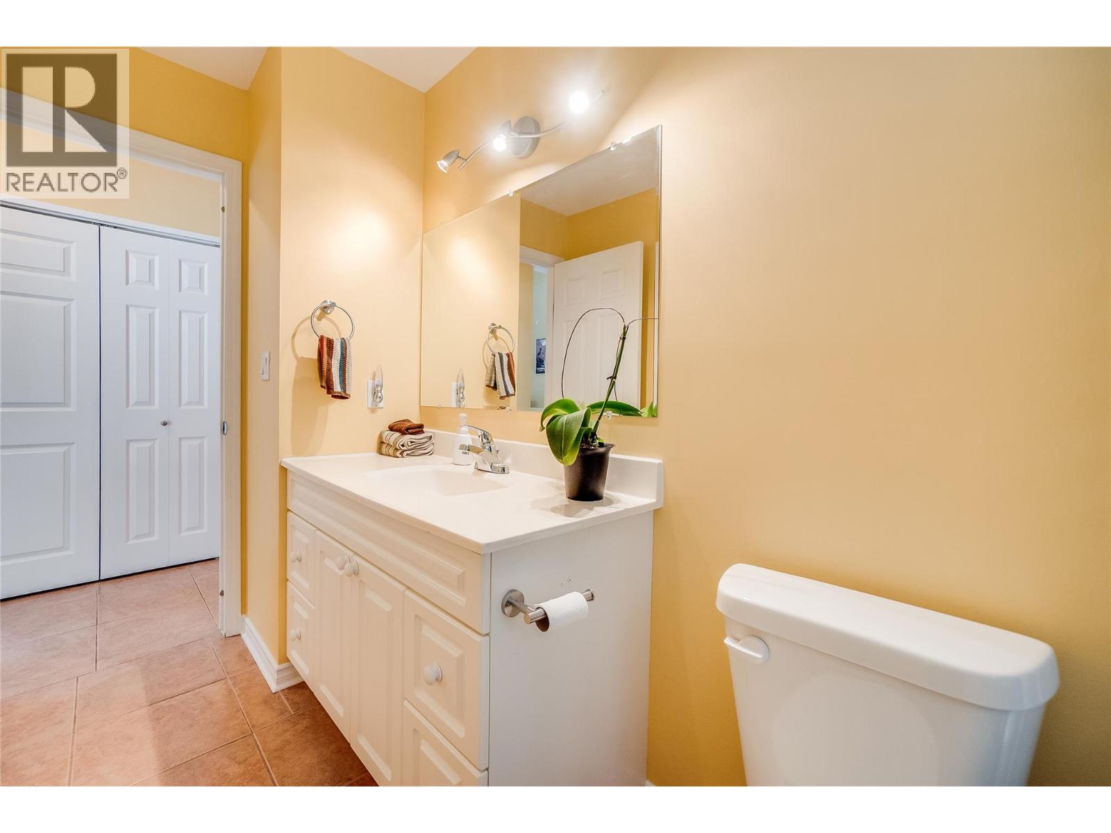 661 C Avenue - Image 30
