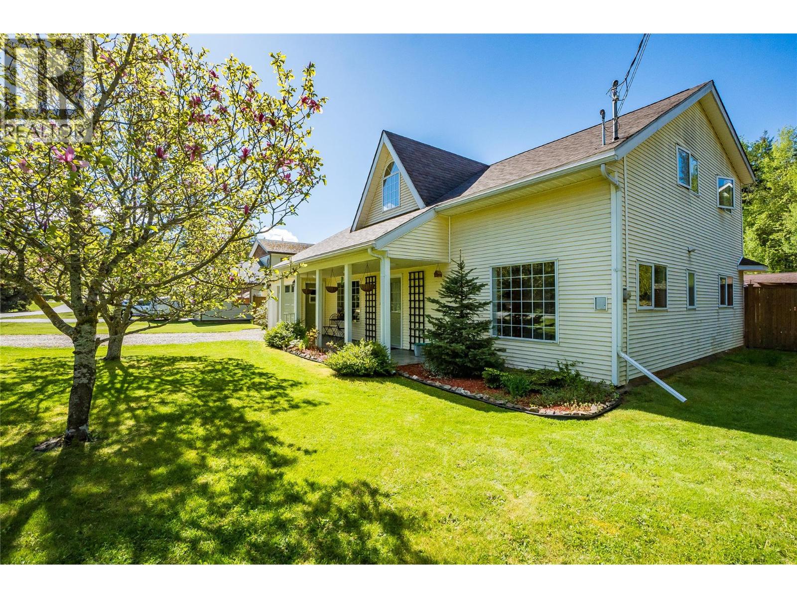 661 C Avenue - Image 3