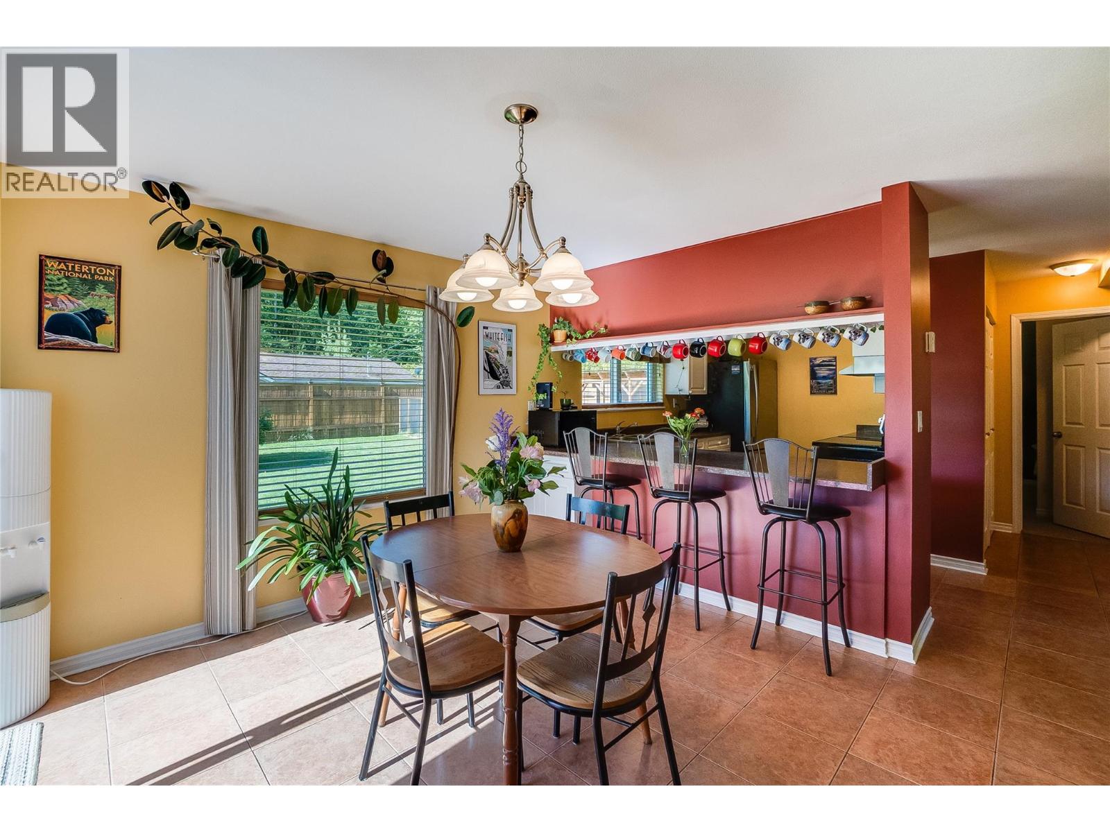 661 C Avenue - Image 20