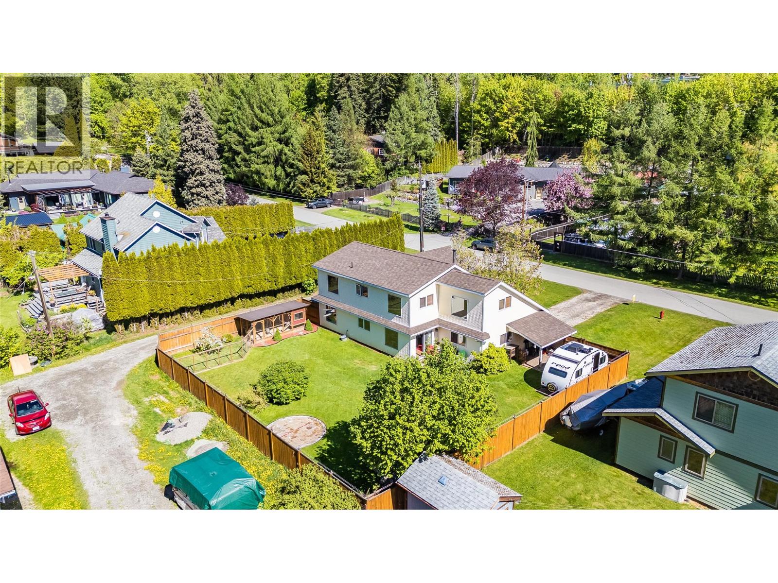 661 C Avenue - Image 63