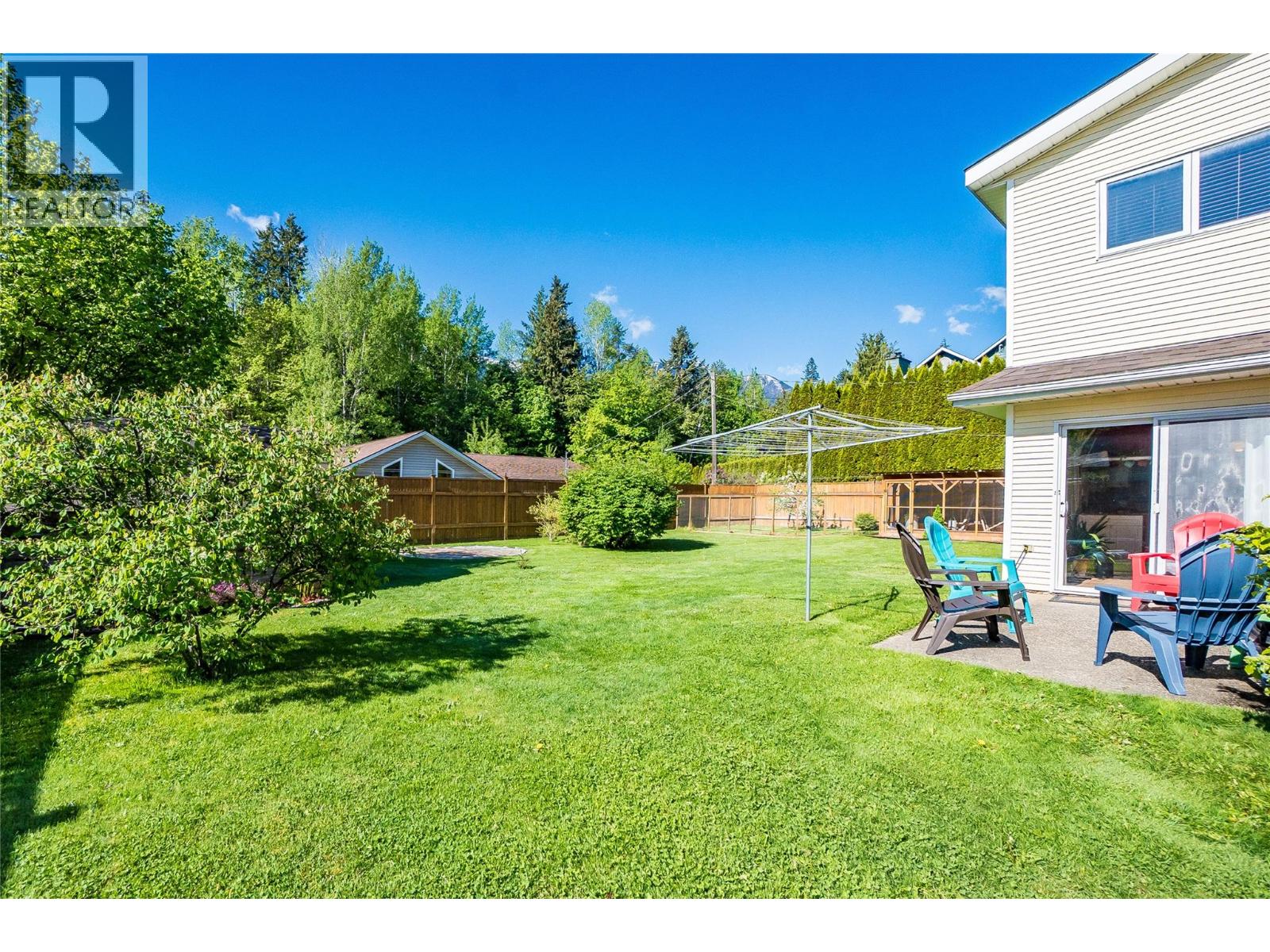 661 C Avenue - Image 52