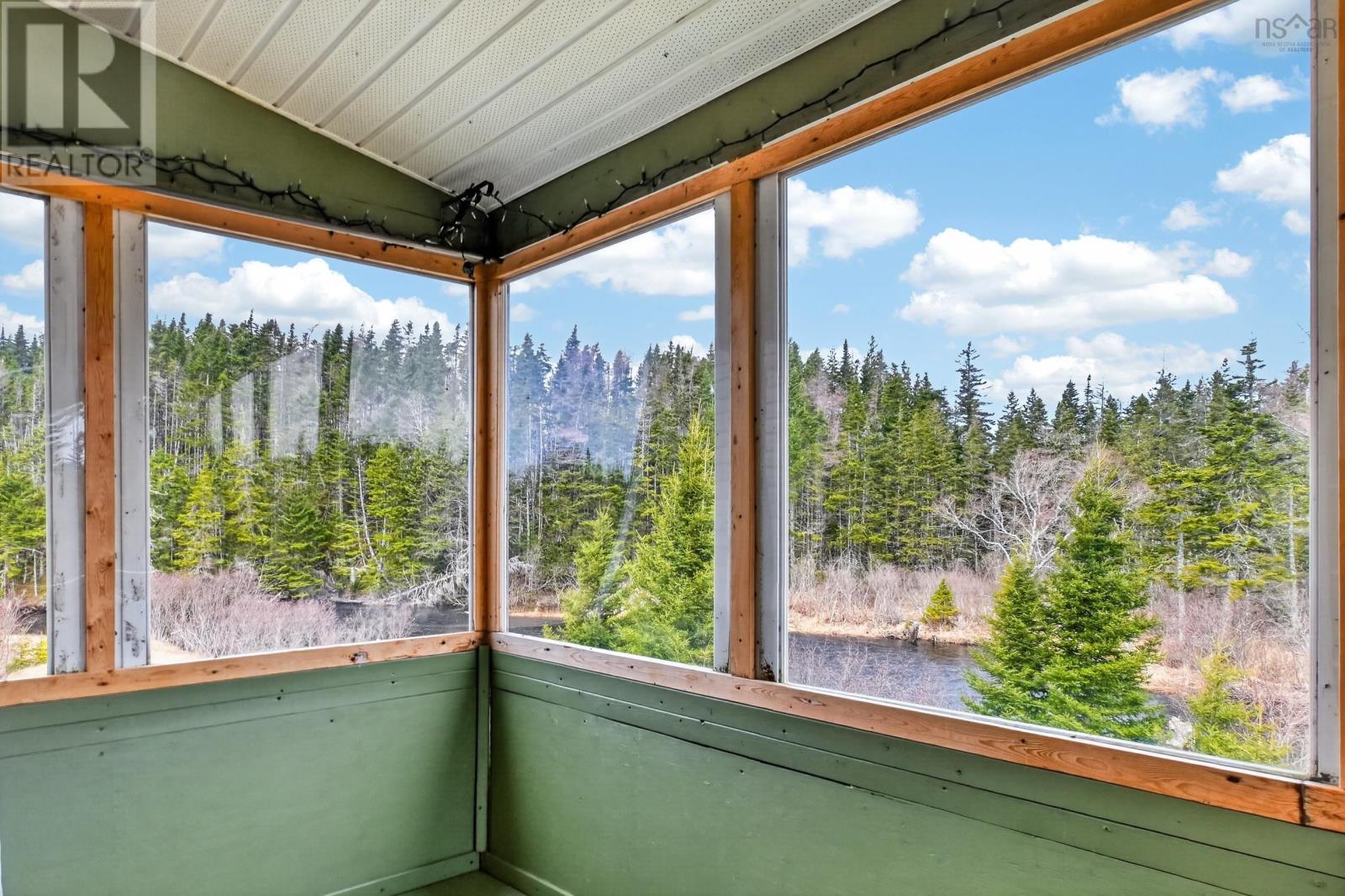 1235 Loch Lomond Road - Image 23