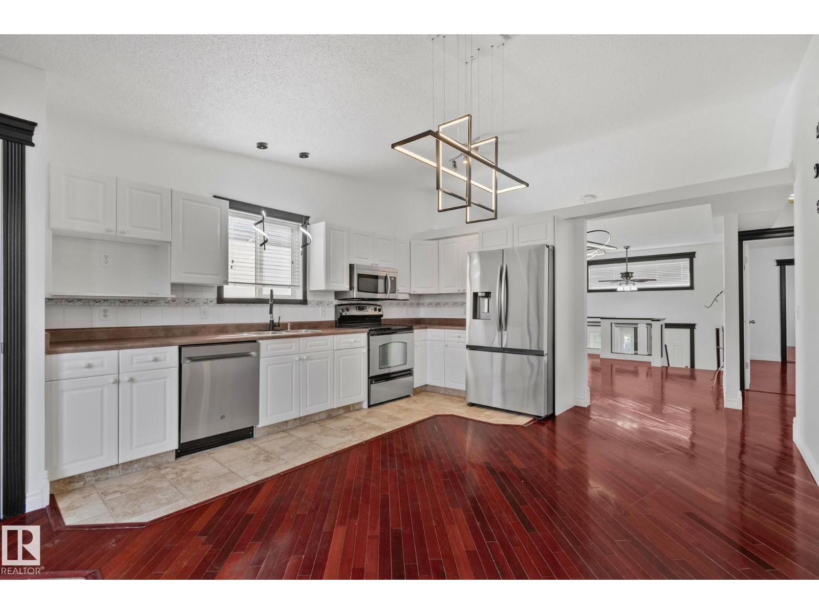 15055 128 ST NW - 21