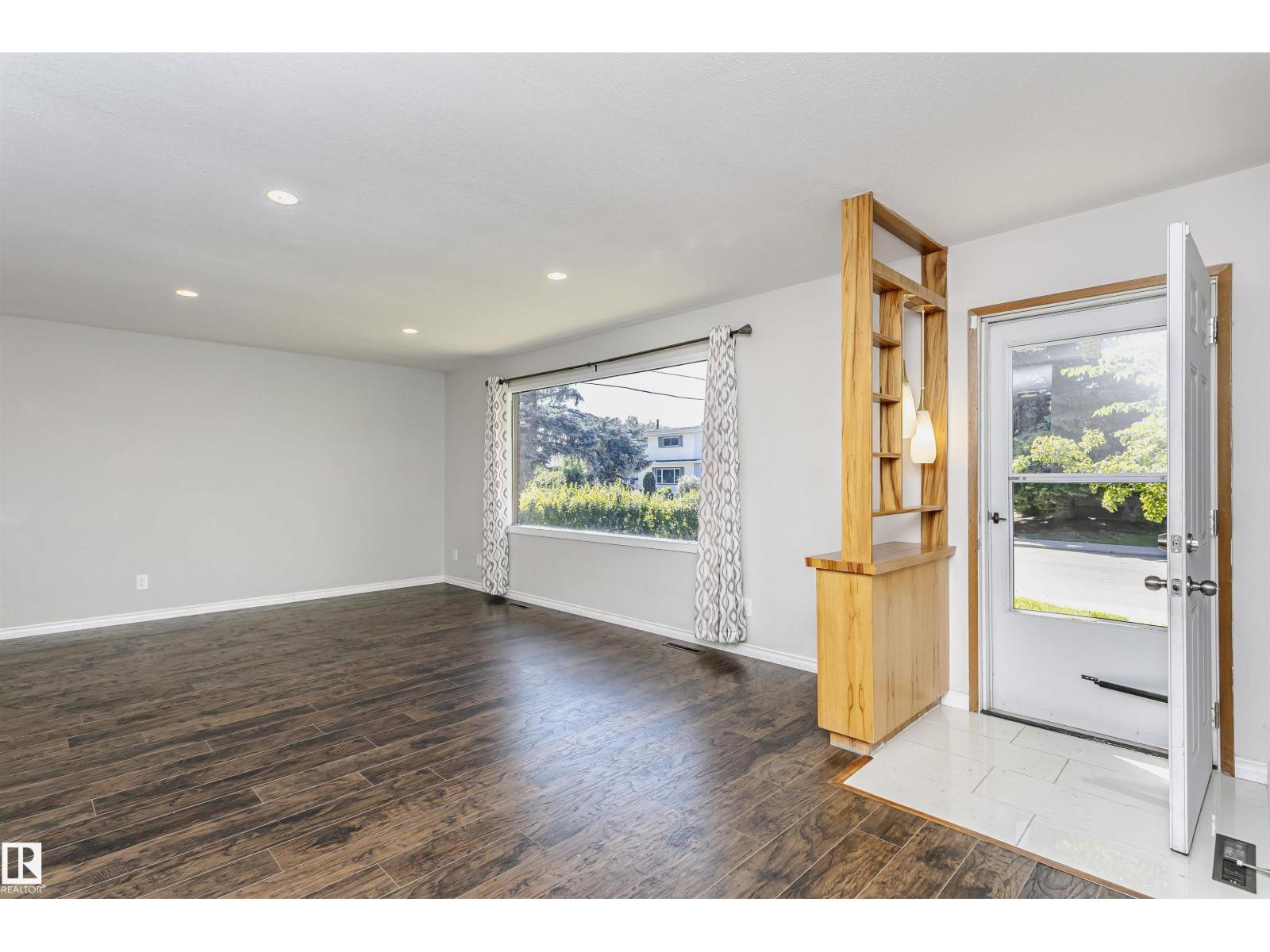 11440 44A AV NW - Image 4