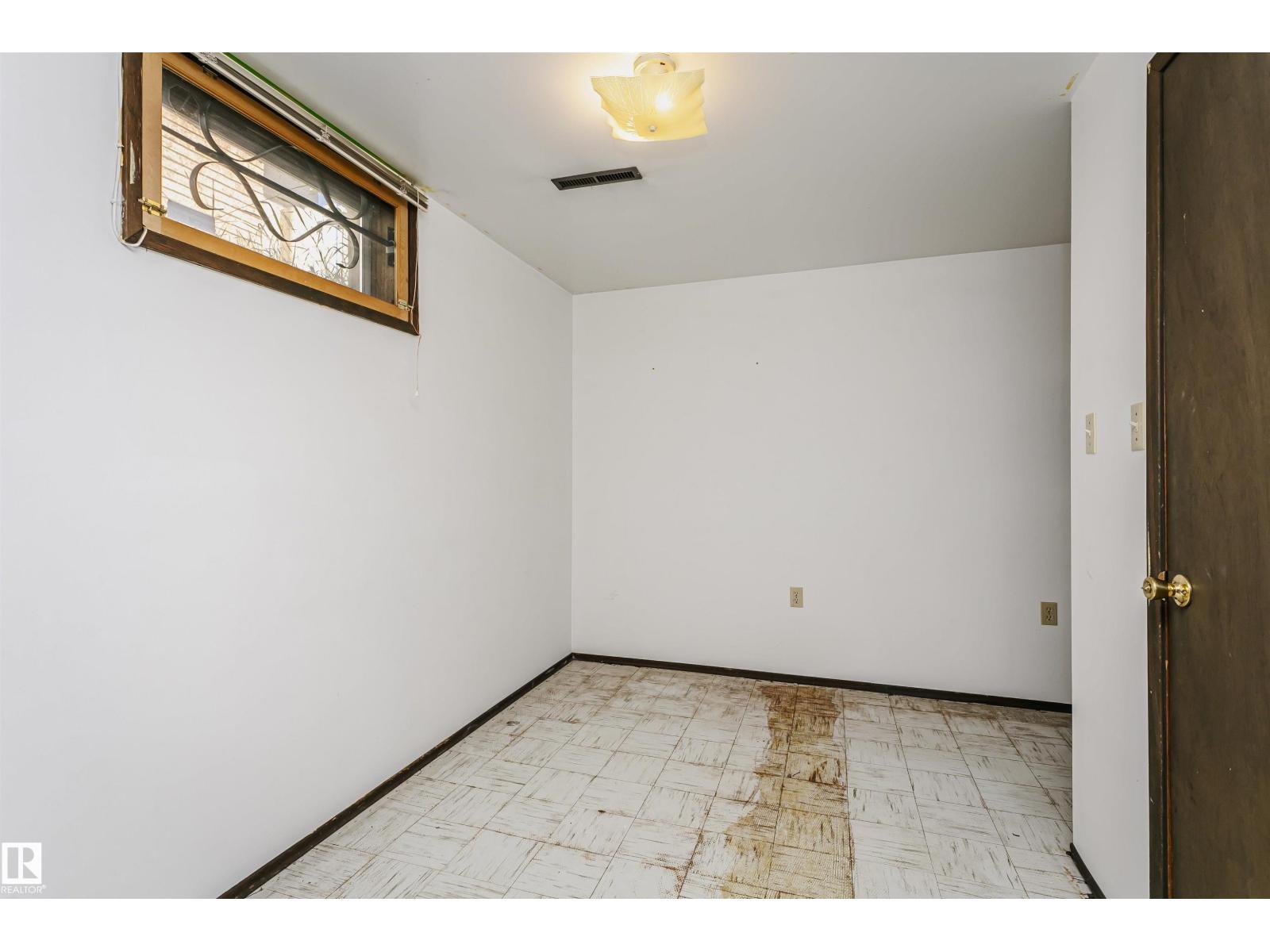 11440 44A AV NW - 29