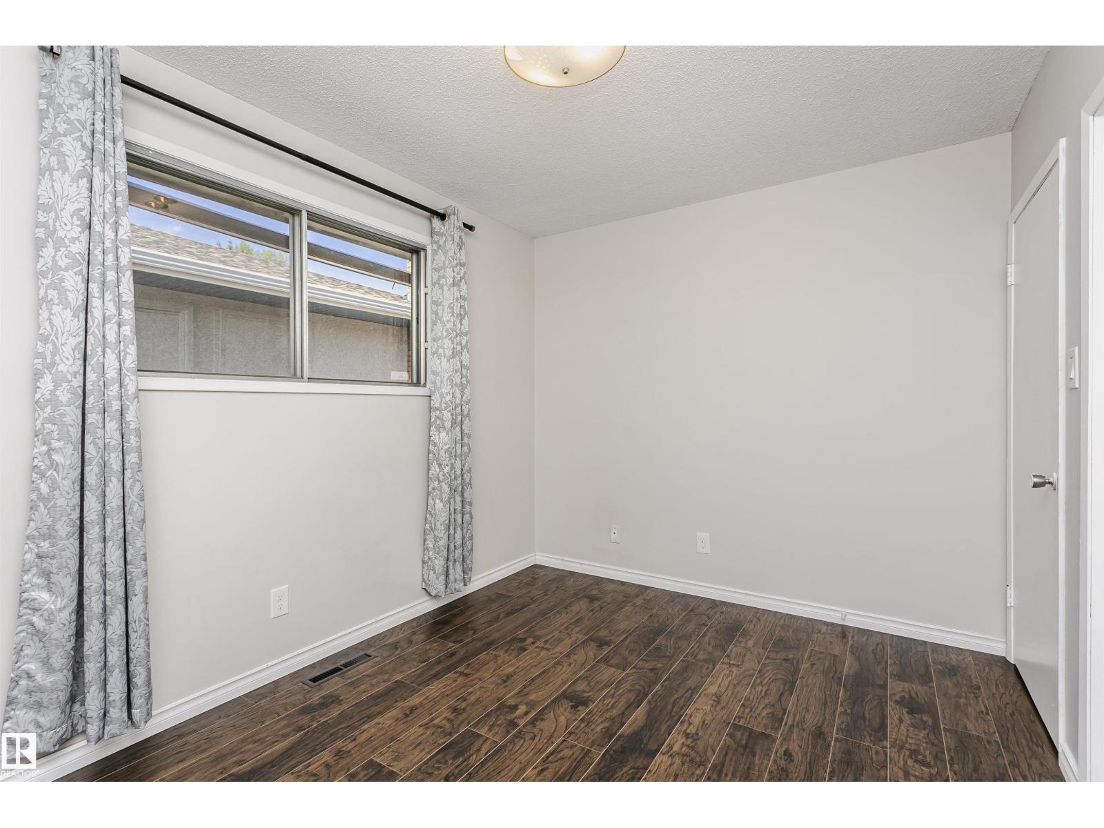 11440 44A AV NW - Image 18