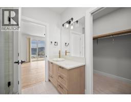 167 Heldon Court, West Kelowna, BC V1Z3S5 Photo 35