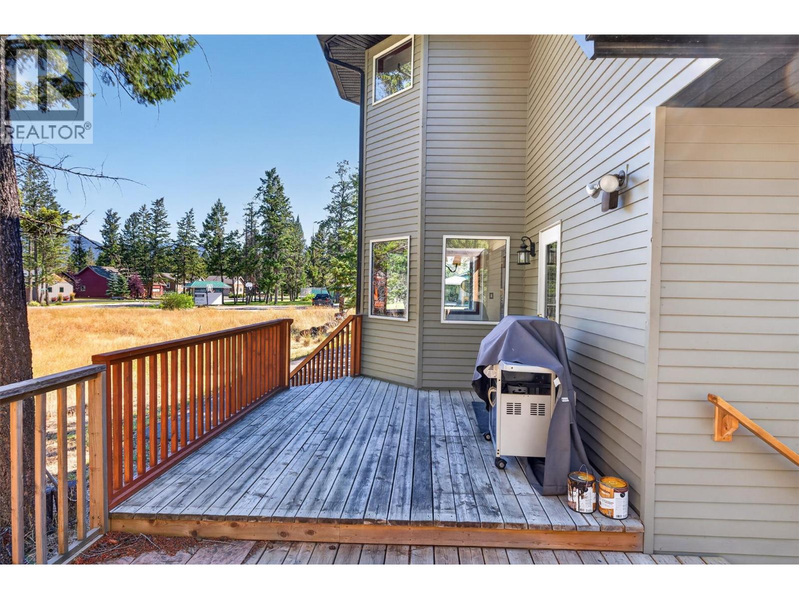 6823 COLUMBIA RIDGE Drive - 47