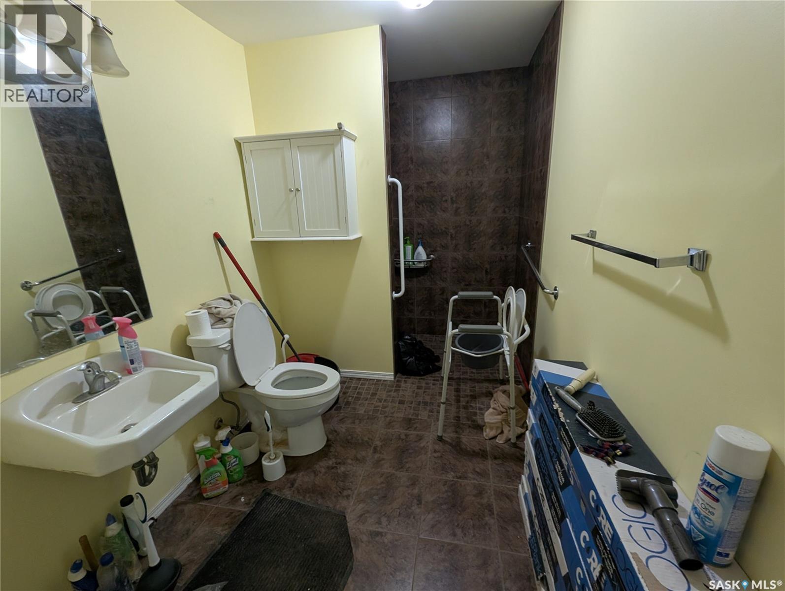 921 Weldon AVENUE - 9