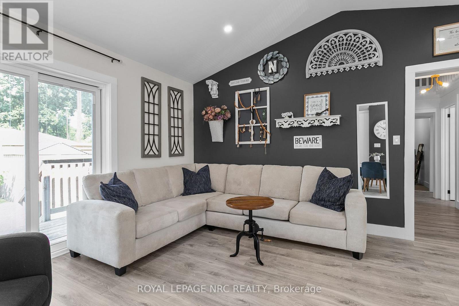 41 Haun Road — photo 8