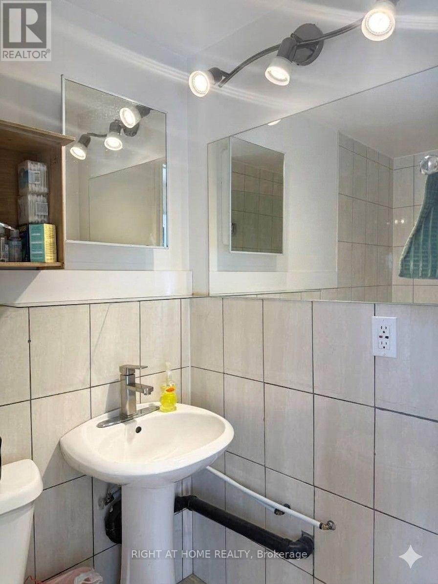665 OSSINGTON AVENUE - 10