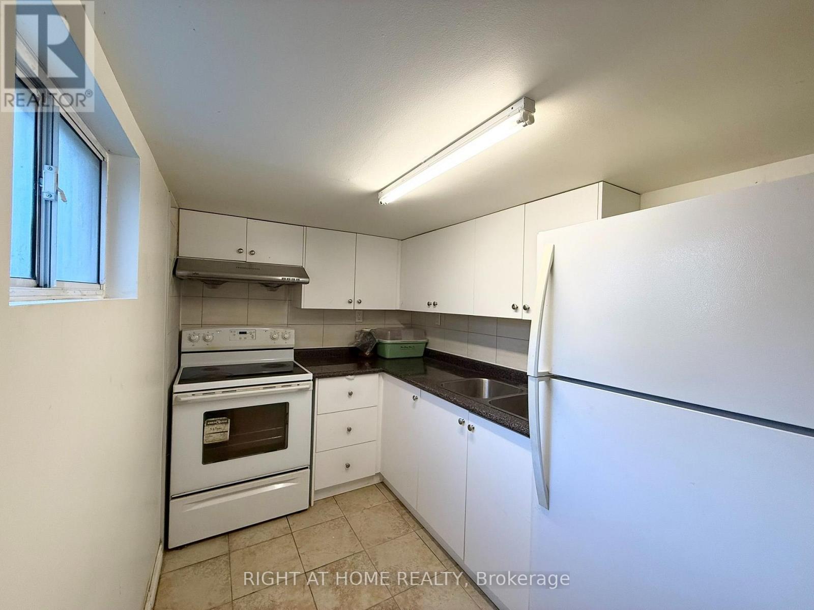 665 OSSINGTON AVENUE - 22