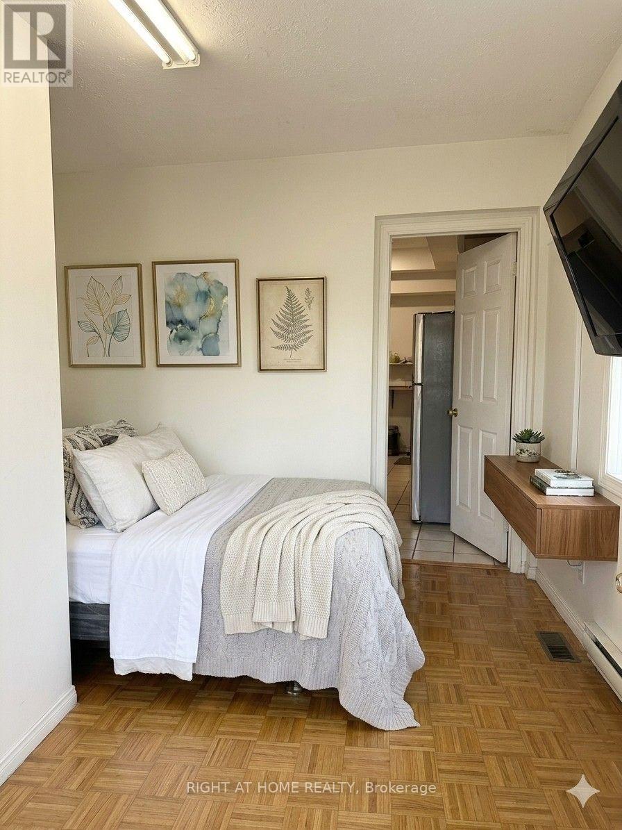 665 OSSINGTON AVENUE - 8