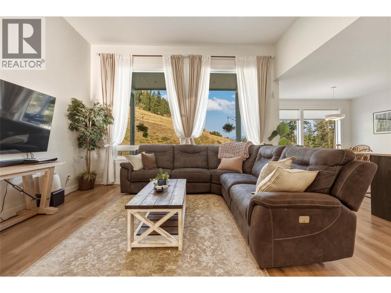5531 6 Highway - 16