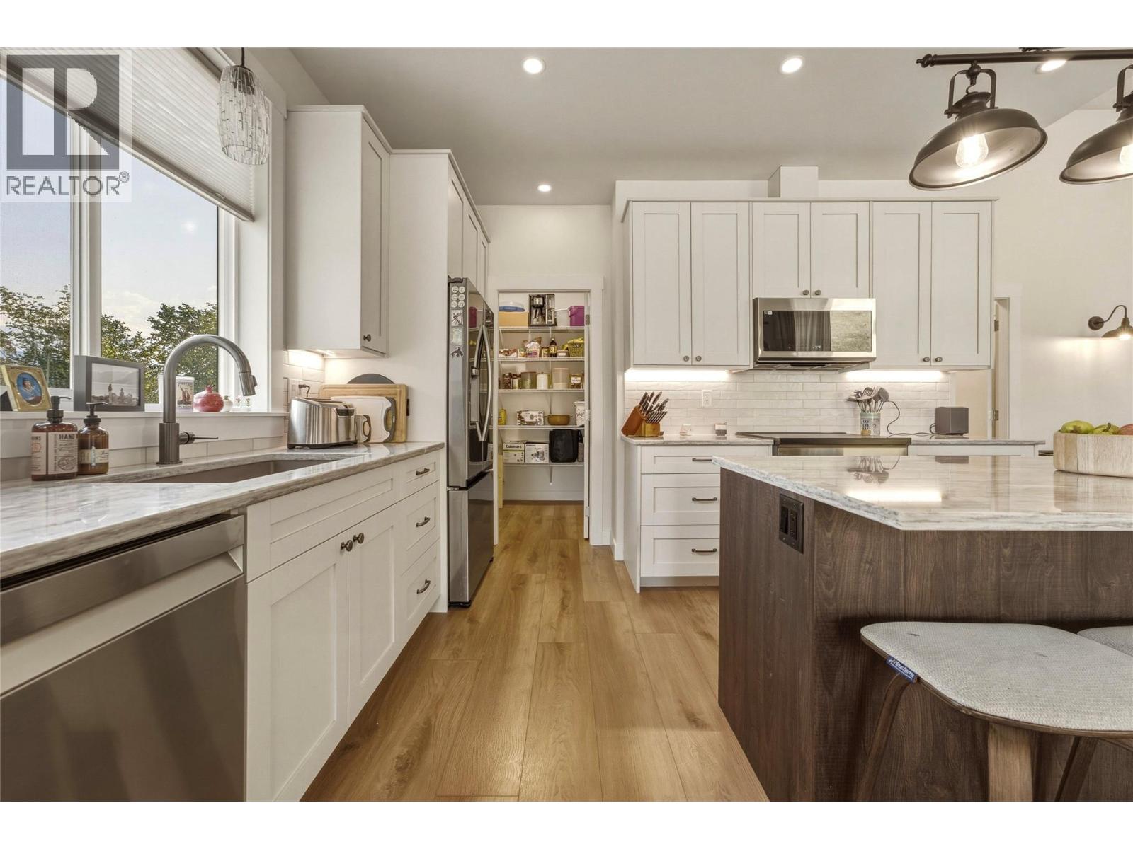 5531 6 Highway - Image 21