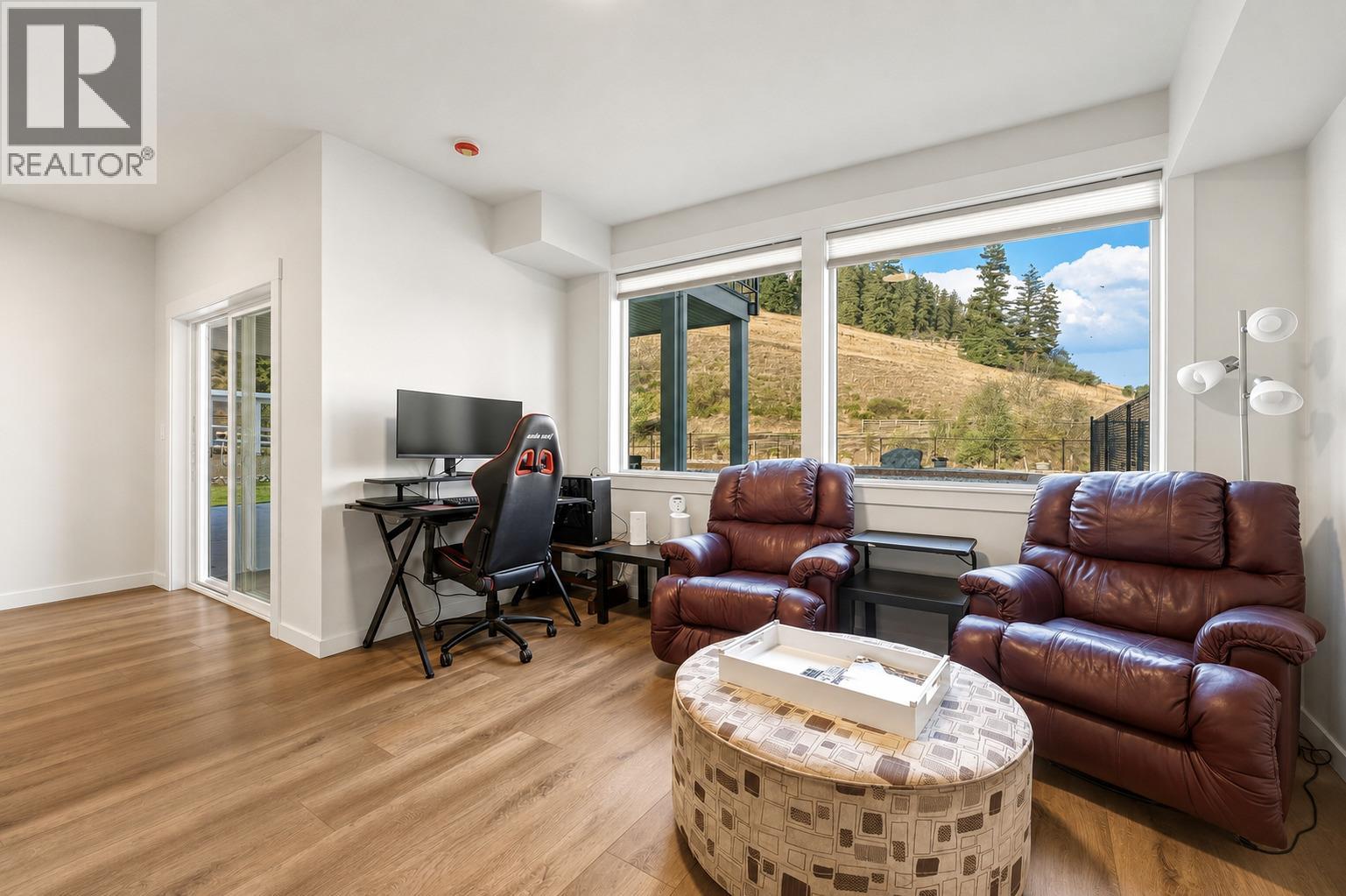 5531 6 Highway - 60