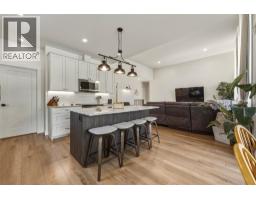 Primary Bedroom - 5531 6 Highway, Coldstream, BC V1B3E2 Photo 18