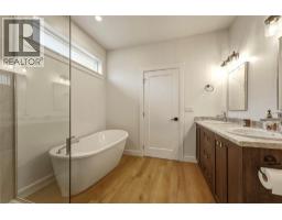 5531 6 Highway, Coldstream, BC V1B3E2 Photo 37
