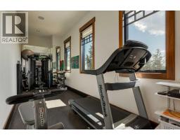 5812 Baroc Road NW - photo 29