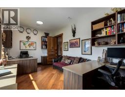 5812 Baroc Road NW - photo 15
