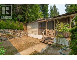 2036 Solsqua-sicamous Road Unit# 8, Sicamous, BC V0E2V4 Photo 17