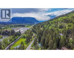 2036 Solsqua-sicamous Road Unit# 8, Sicamous, BC V0E2V4 Photo 44
