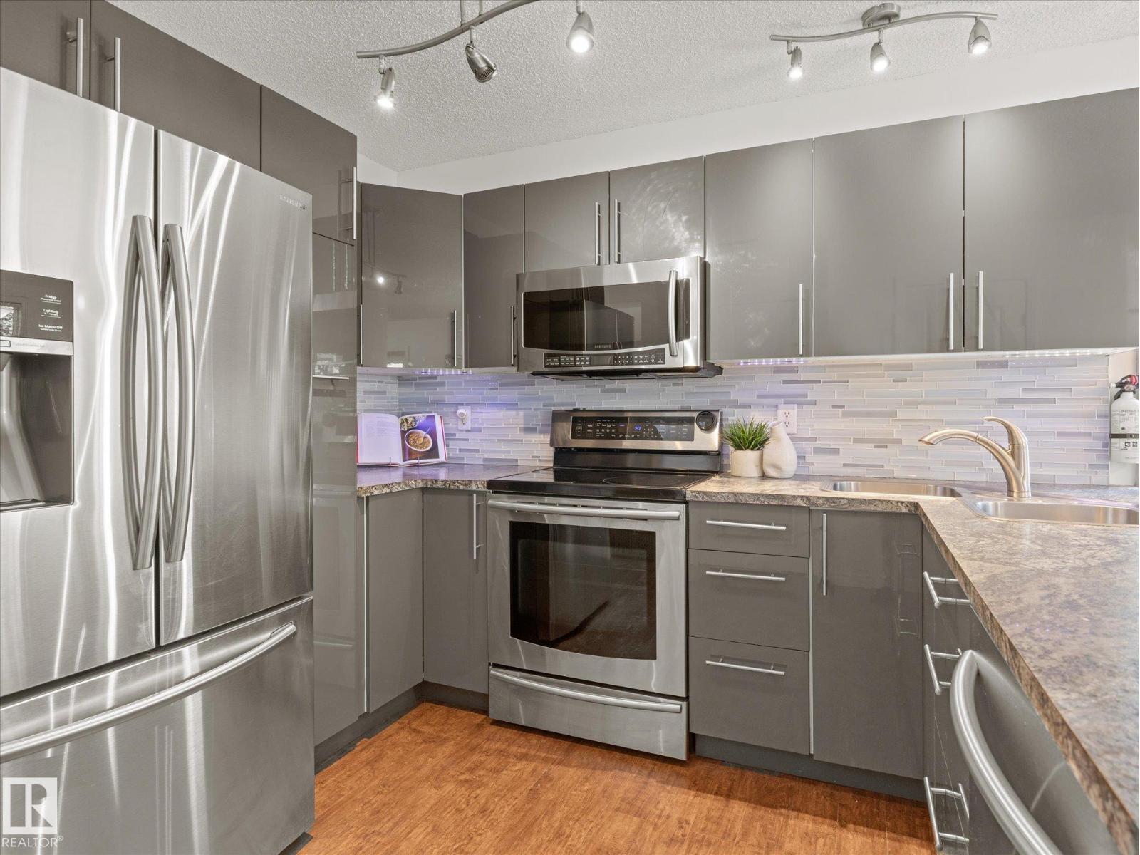 1502 GRANT WY NW - 8
