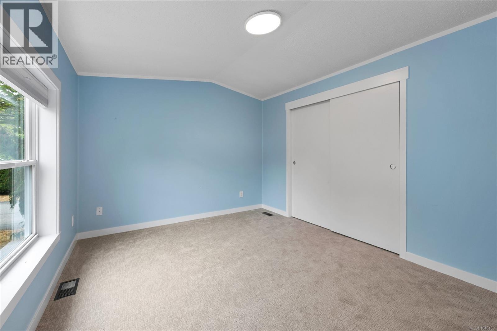 #32 7021 Grant Rd - 17