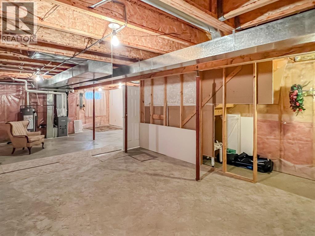 8932 105 Avenue - 20