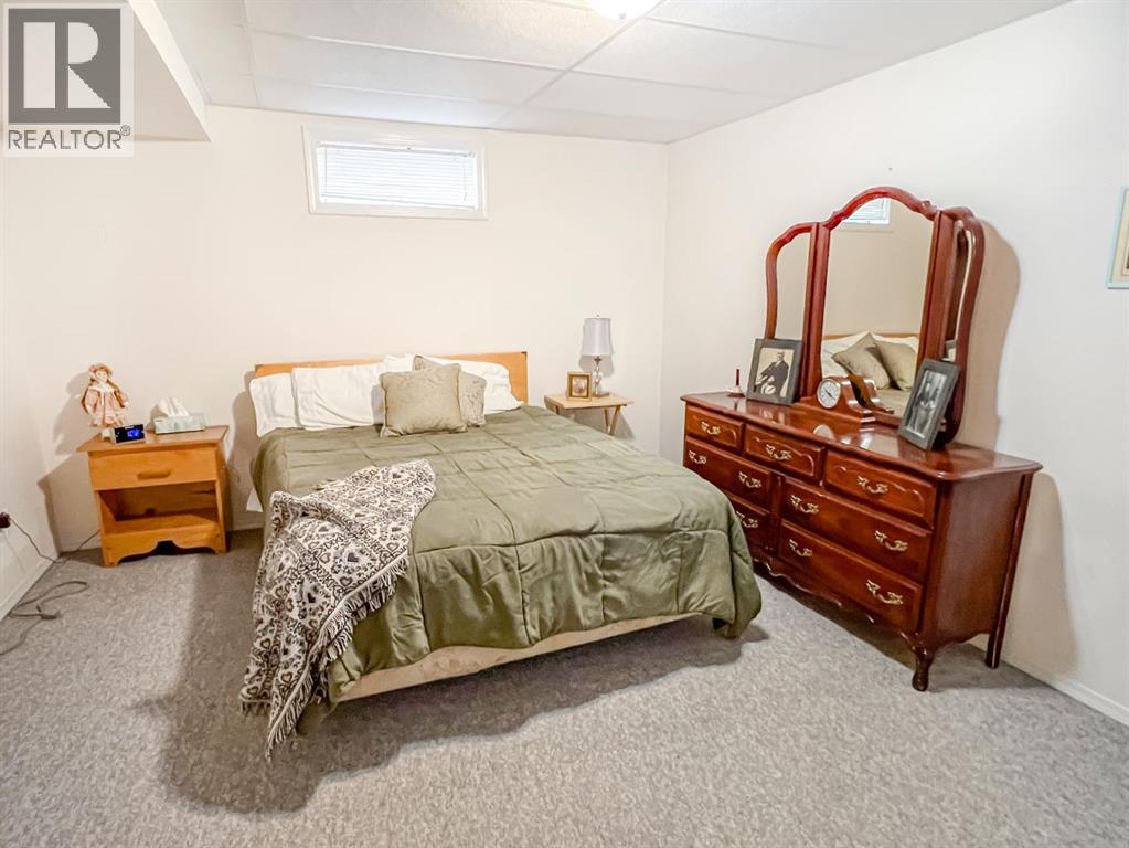 8932 105 Avenue - 21