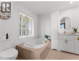 266 East Beach Road, Leamington, ON N8H3V7 Photo 24