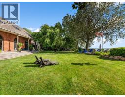 266 East Beach Road, Leamington, ON N8H3V7 Photo 45
