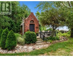 266 East Beach Road, Leamington, ON N8H3V7 Photo 37