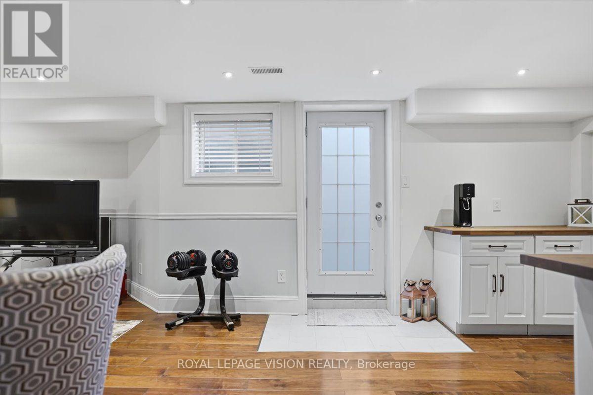 106 COPLEY STREET - 29