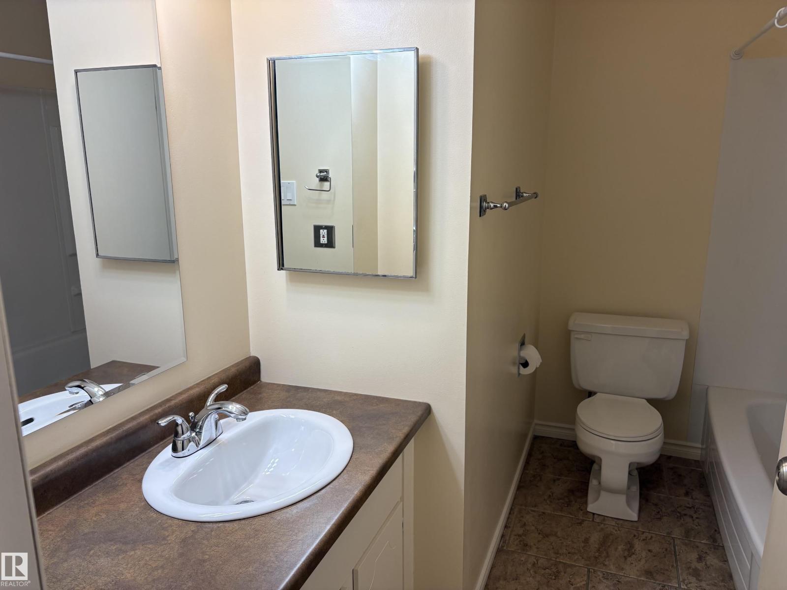 14644 52 ST NW - 11