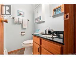 404 9th Avenue, Rosthern, SK S0K3R0 Photo 21