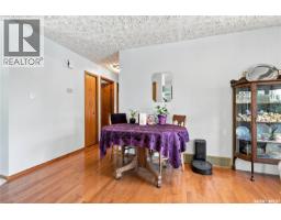 Den - 404 9th Avenue, Rosthern, SK S0K3R0 Photo 9