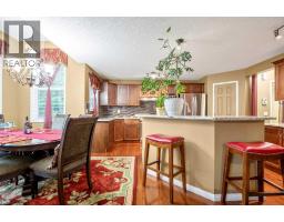 230 Shannon Square Sw, Calgary, AB T2Y4K2 Photo 14