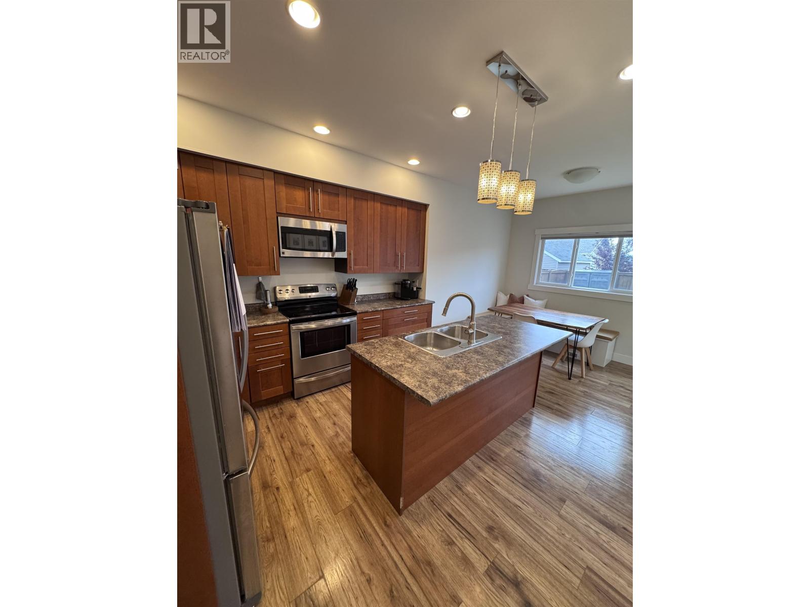 11014 104A AVENUE - 10