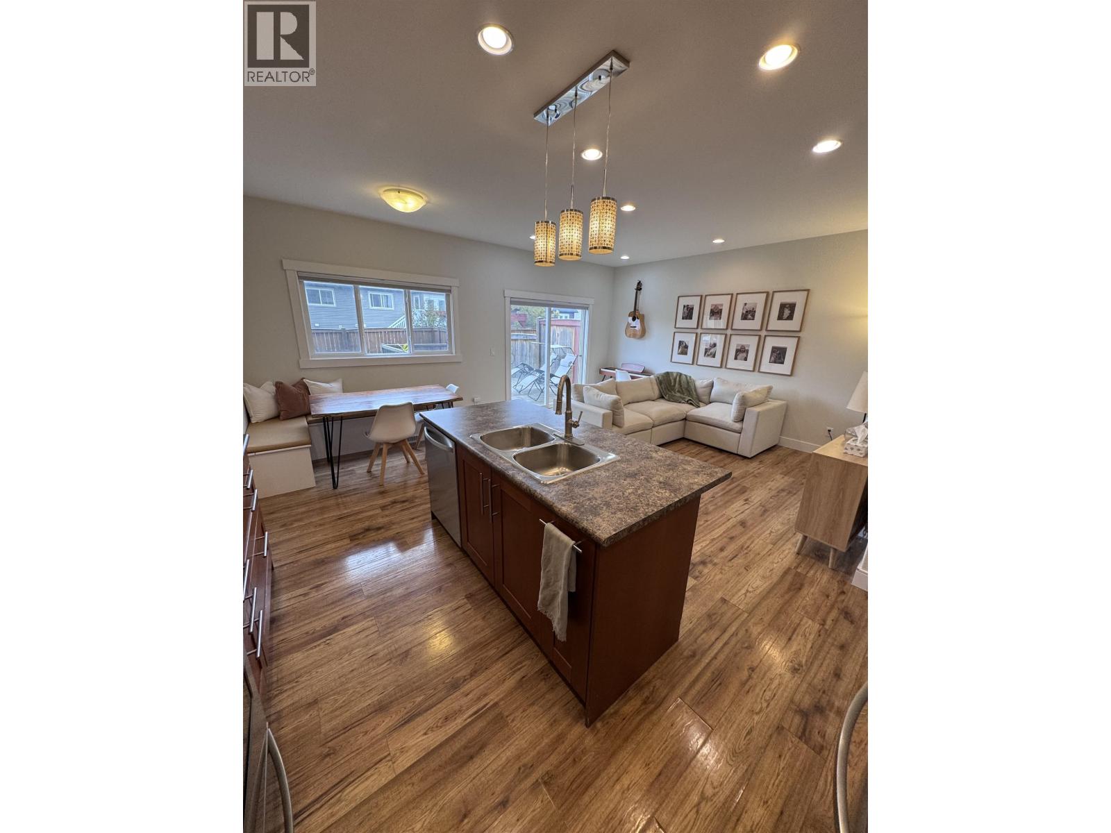 11014 104A AVENUE - 14