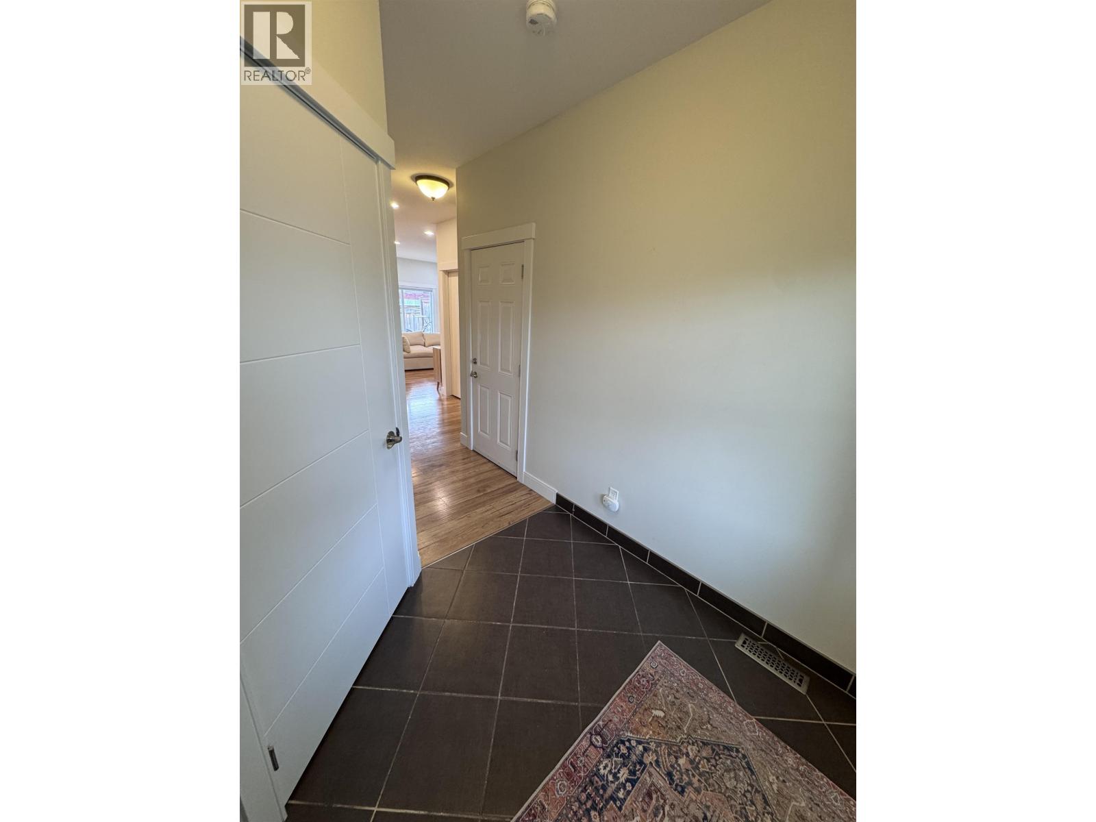 11014 104A AVENUE - 5