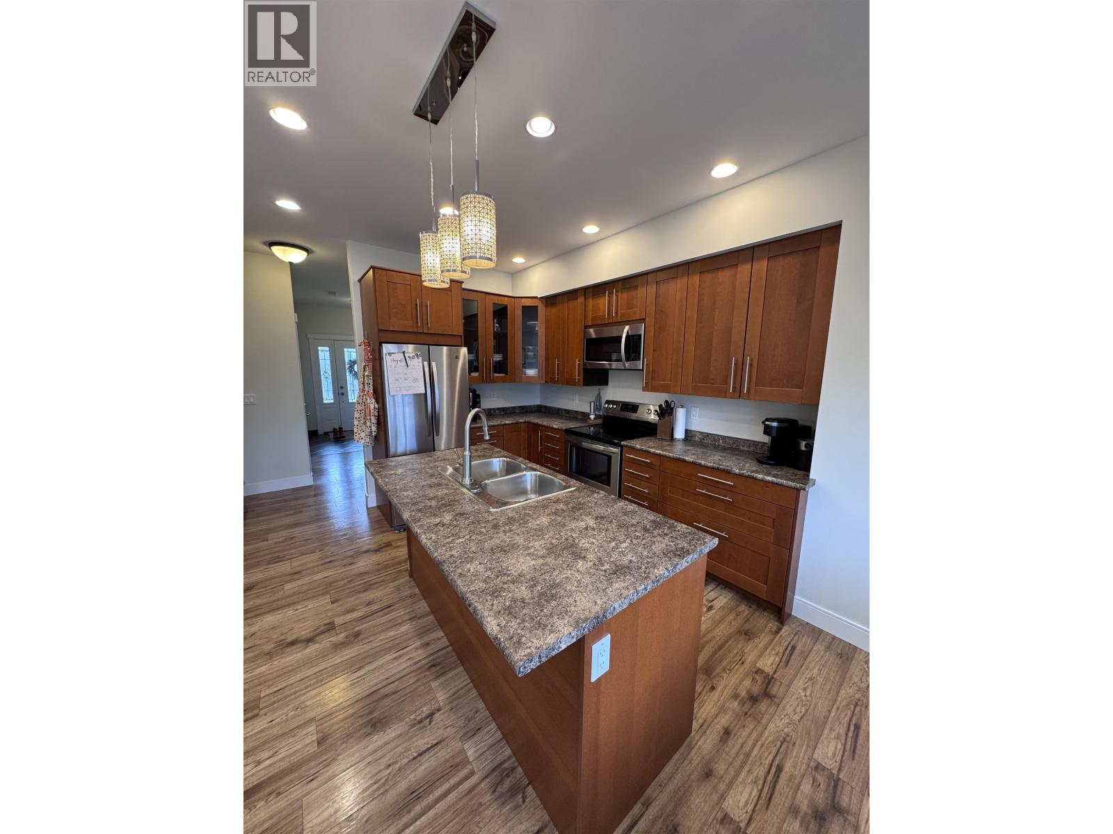 11014 104A AVENUE - Image 11