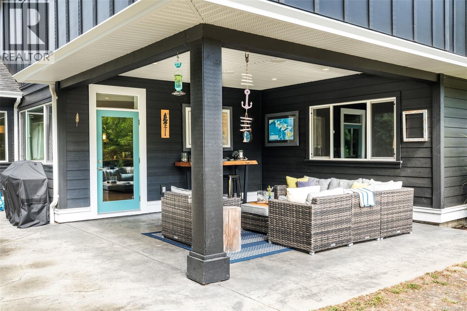 3022 Sarah Dr - Image 40