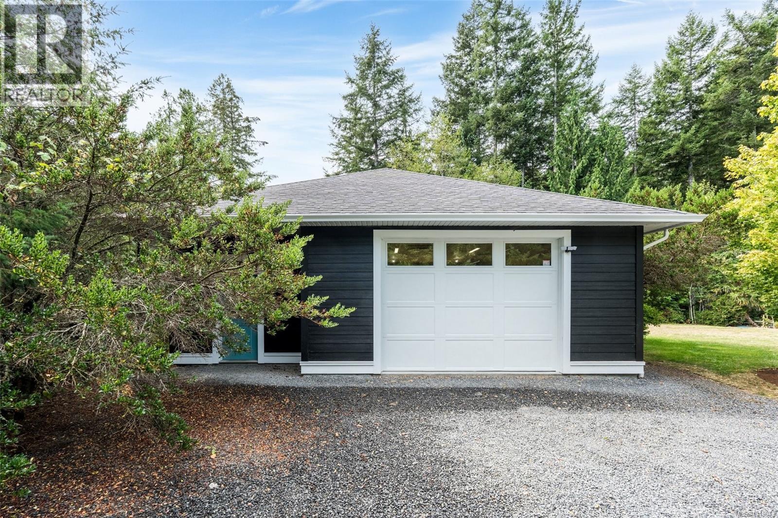3022 Sarah Dr - Image 77