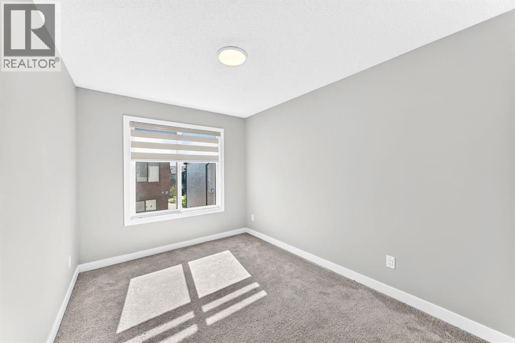 11910 35 Avenue SW - 26