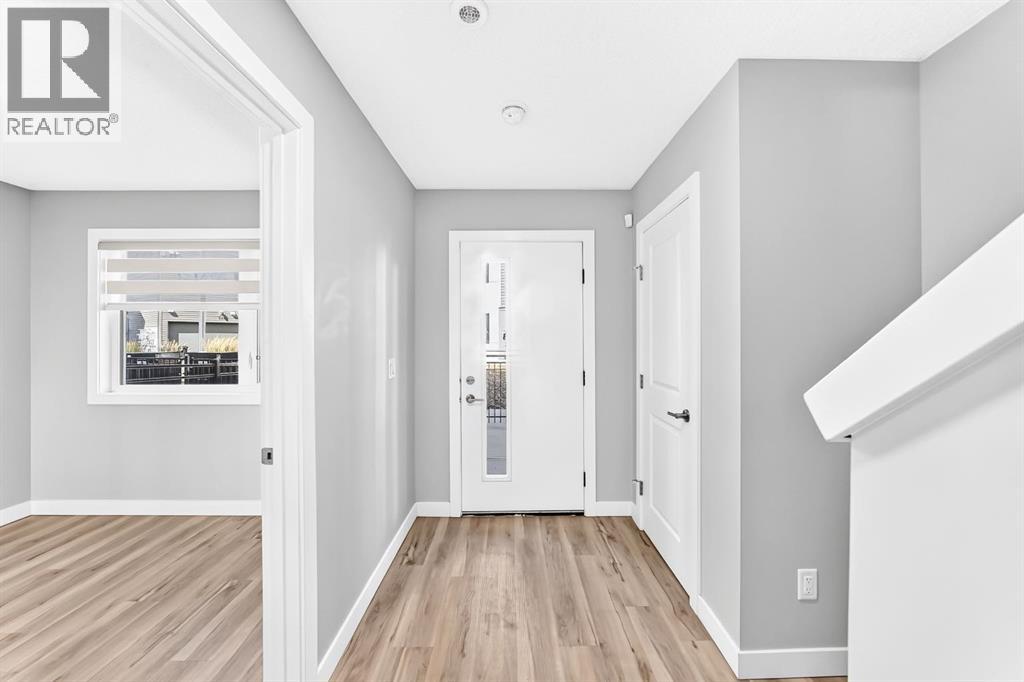 11910 35 Avenue SW - 4