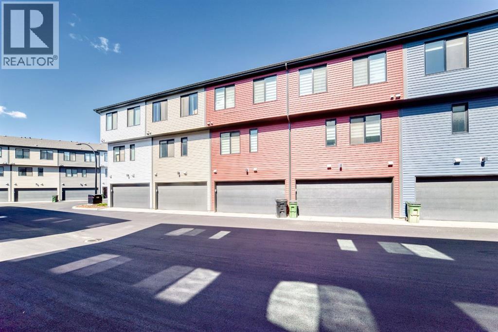11910 35 Avenue SW - 48