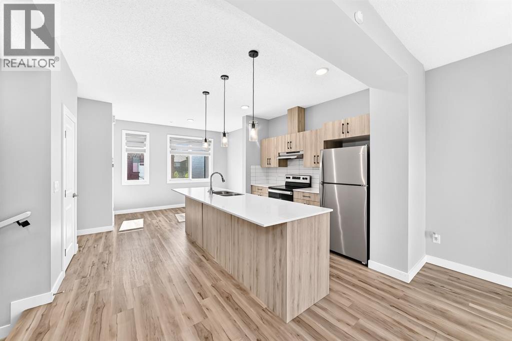 11910 35 Avenue SW - 5